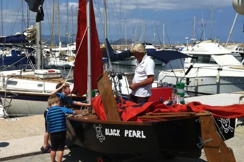 Mitchell Hunter Handyman — the Black Pearl, a wooden boat built at Can Picafort marina, Mallorca | mitchhandyman.co.uk